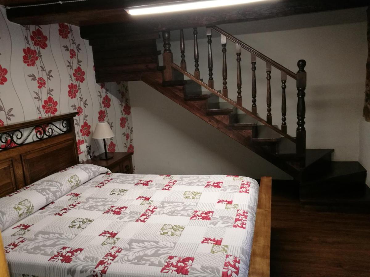 Casa De Los Somoza Melide Kültér fotó